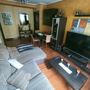 Acogedor, Comunicado, Aparcamiento Gratis En L Calle Apartamento