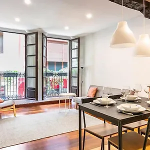  Apartment Siete Calles / Art