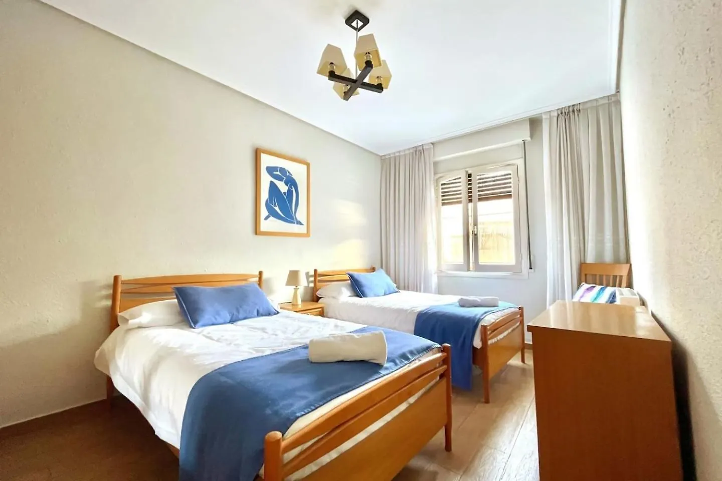 Tranquilo apartamento cerca del Casco Viejo de Bilbao 0*,  España